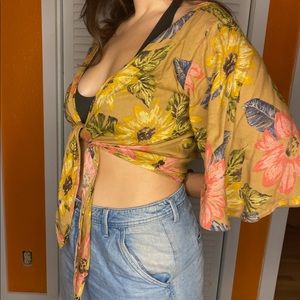 Billabong floral blouse